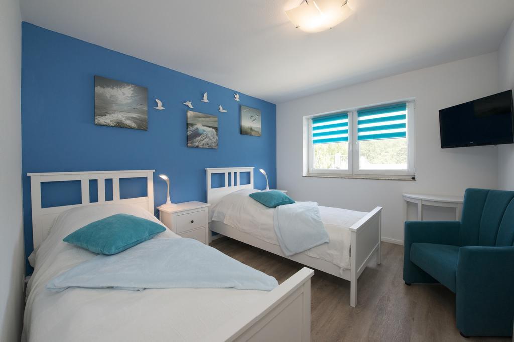 Ferienhaus Kuestensegler Breege Εξωτερικό φωτογραφία
