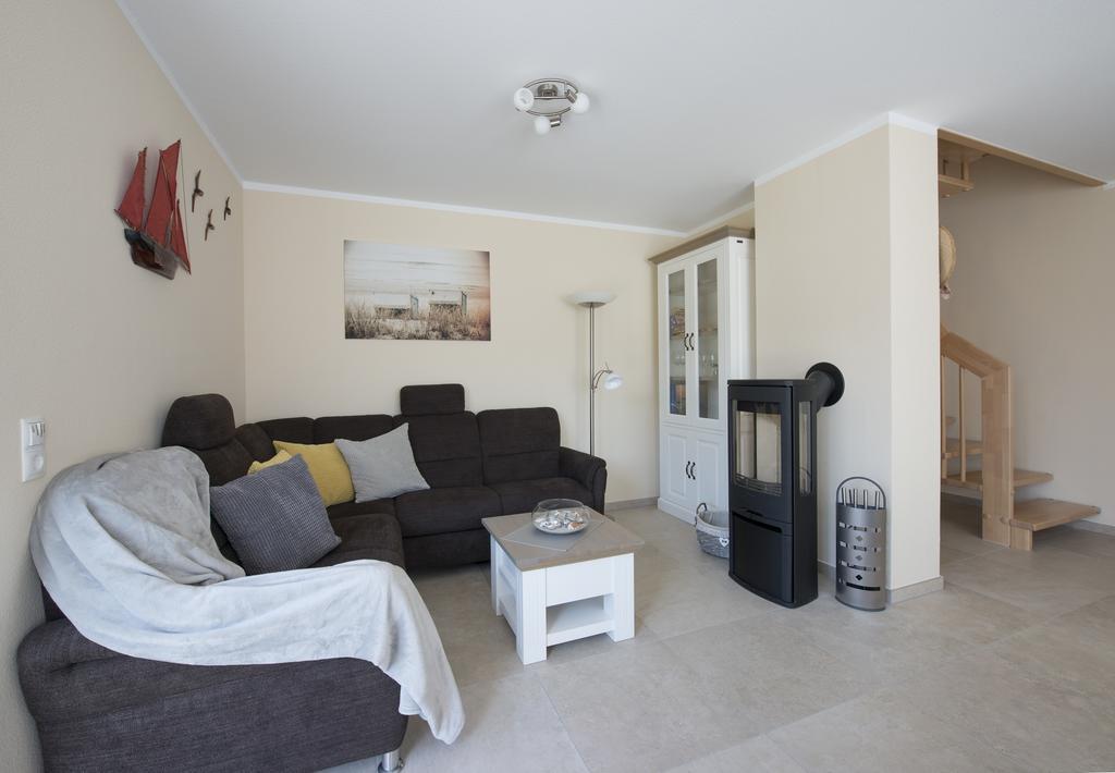 Ferienhaus Kuestensegler Breege Εξωτερικό φωτογραφία